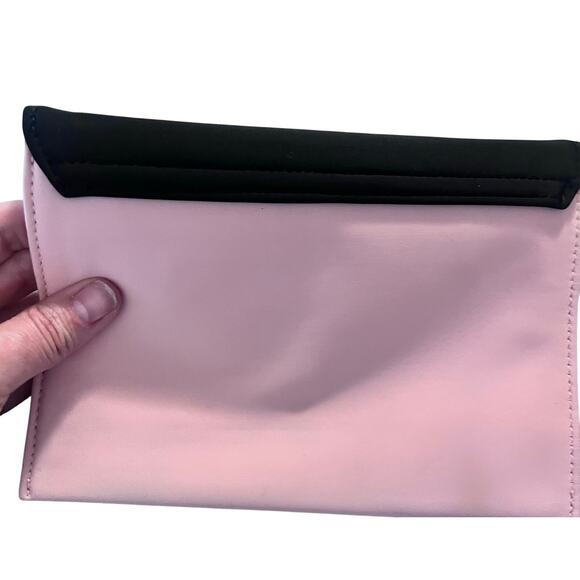 Prada Beauty Pink & Black Velvet Leather Cosmetic Clutch – GWP - Picture 3 of 5